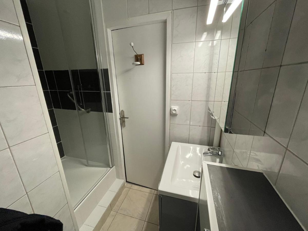 Tegmen, Joli Appartement Au Calme Caen Eksteriør billede